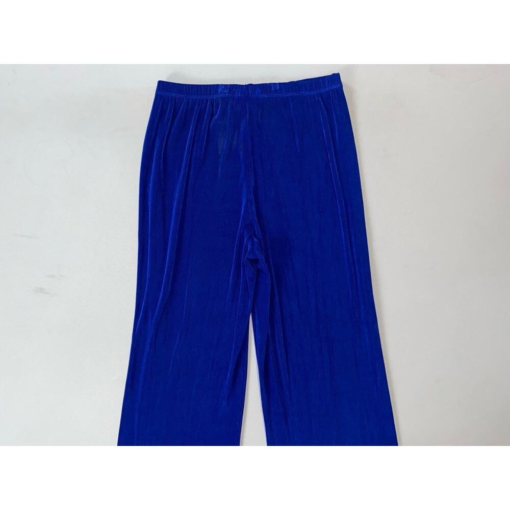 Chico's Vintage USA Made Travelers No Tommy Micro-Cord Pants in Royale. 1 (8). - Picture 9 of 10
